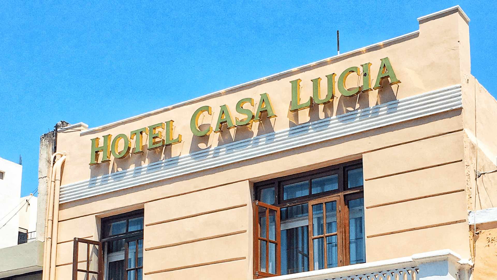 Hotel Casa Lucia in Santa Lucia Park in Merida Mexico